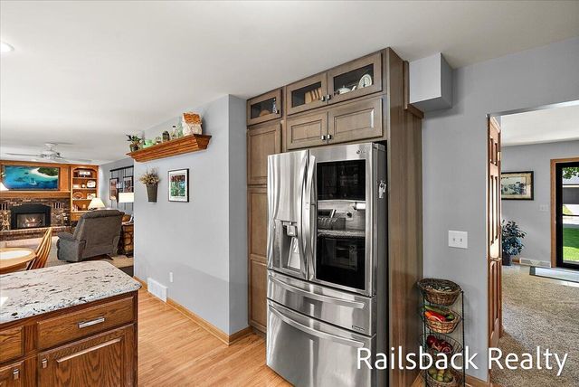 6584 Wahlfield Avenue Nw, Alpine Twp, MI 49321