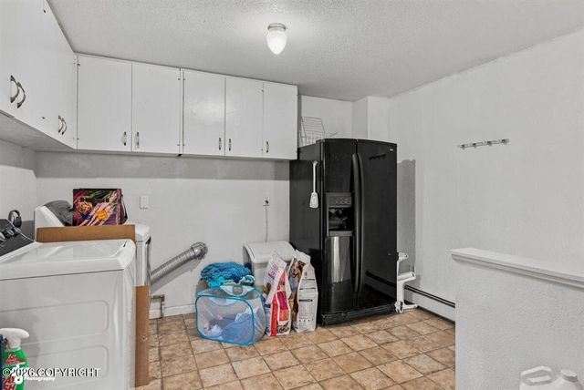 5929 E 21st Avenue, Anchorage, AK 99504