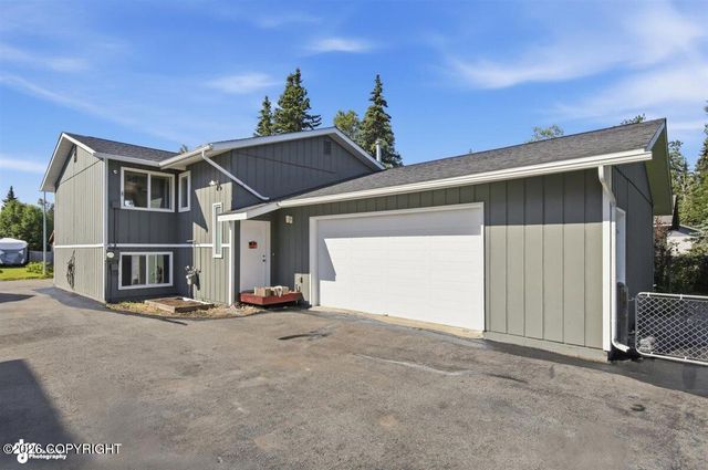 5929 E 21st Avenue, Anchorage, AK 99504