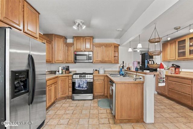 5929 E 21st Avenue, Anchorage, AK 99504