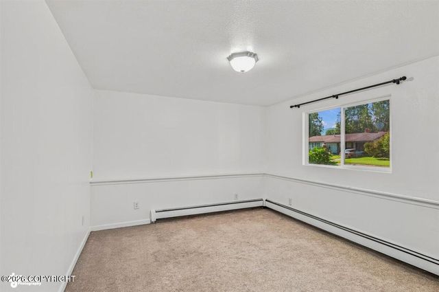 5929 E 21st Avenue, Anchorage, AK 99504