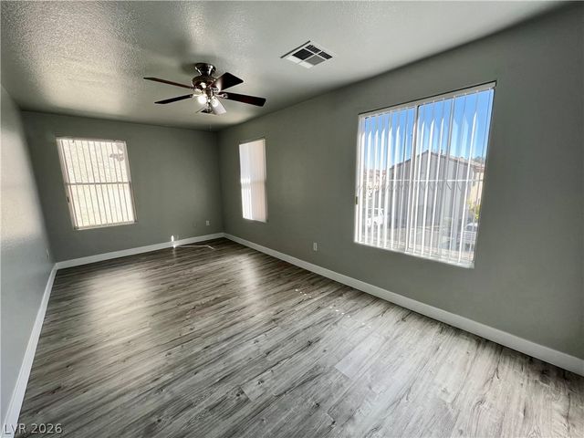 8005 Twain Harte Street, Las Vegas, NV 89139