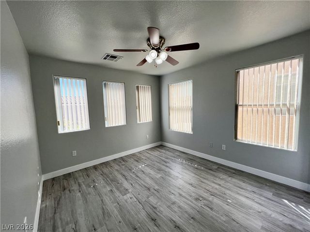 8005 Twain Harte Street, Las Vegas, NV 89139