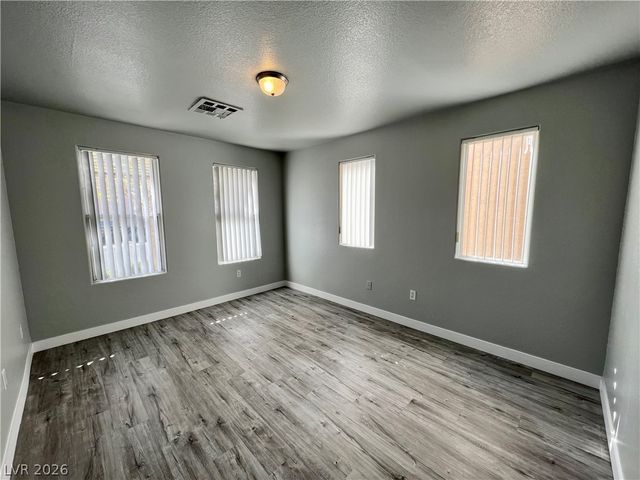 8005 Twain Harte Street, Las Vegas, NV 89139