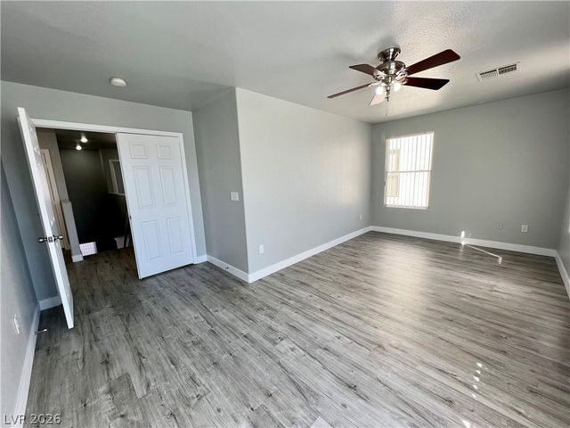 8005 Twain Harte Street, Las Vegas, NV 89139