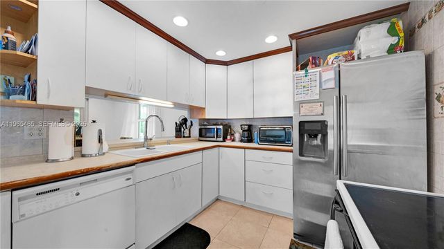 3036 N 58th Ave, Hollywood, FL 33021