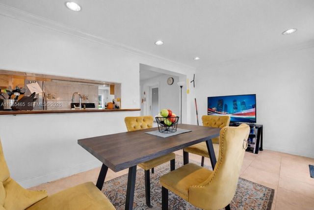 3036 N 58th Ave, Hollywood, FL 33021