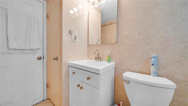 3036 N 58th Ave, Hollywood, FL 33021