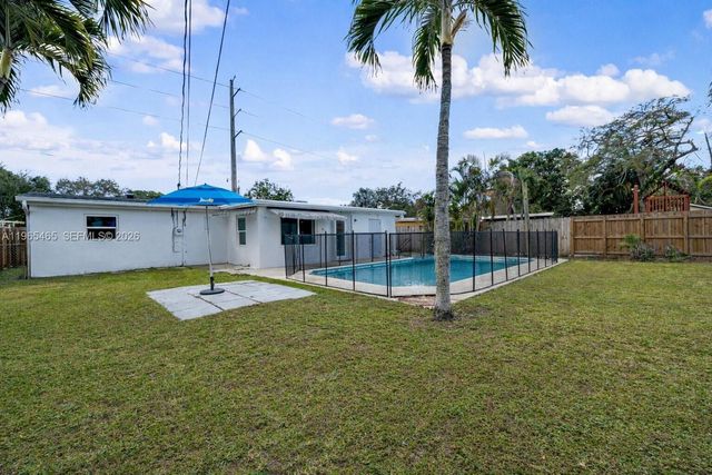 3036 N 58th Ave, Hollywood, FL 33021