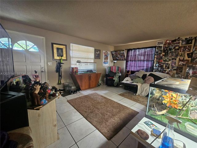 17361 SW 303rd St, Homestead, FL 33030