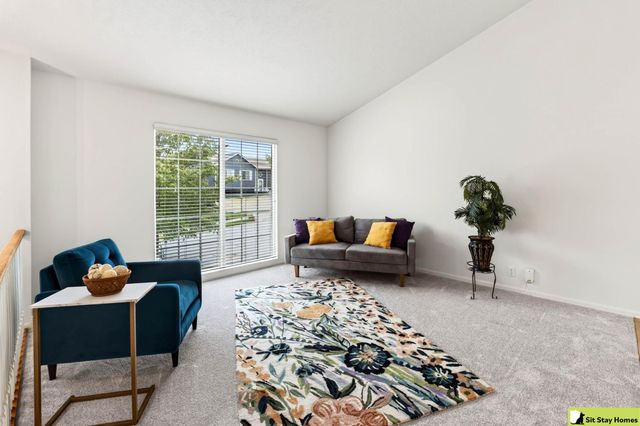 18662 Borman Street, Omaha, NE 68135