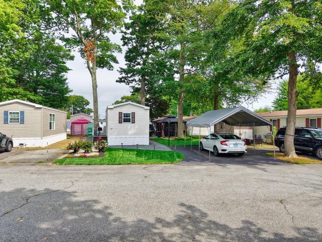 533 Forest Park, Middletown, RI 02842