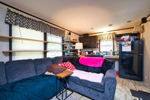 533 Forest Park, Middletown, RI 02842