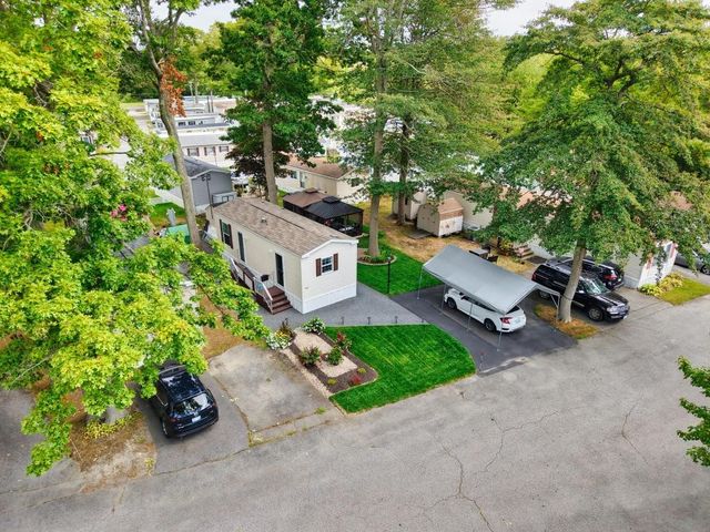 533 Forest Park, Middletown, RI 02842