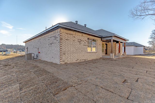 219 Woodland Trail, Bono, AR 72416