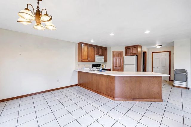 713 EDGE POINT COURT, De Pere, WI 54115