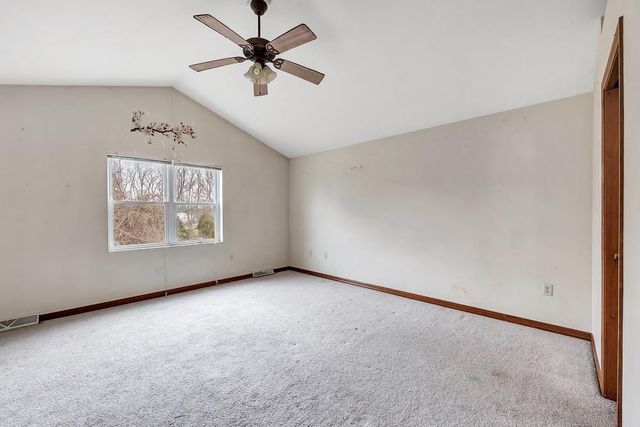 713 EDGE POINT COURT, De Pere, WI 54115