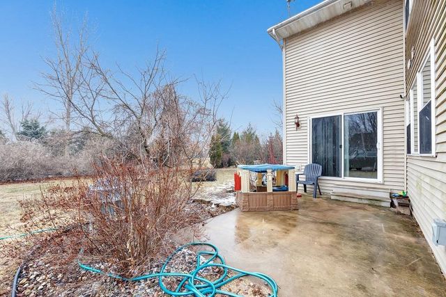 713 EDGE POINT COURT, De Pere, WI 54115