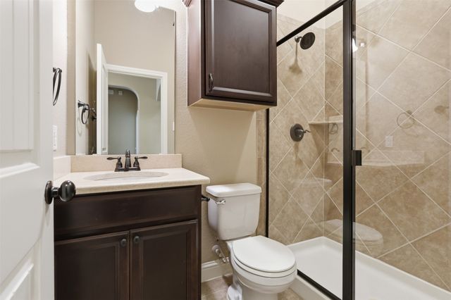 8601 Gracewood Drive, Mckinney, TX 75070