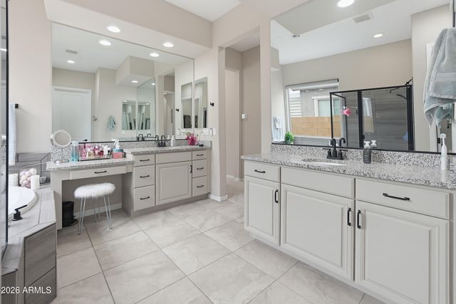 27425 W ESCUDA Drive, Buckeye, AZ 85396