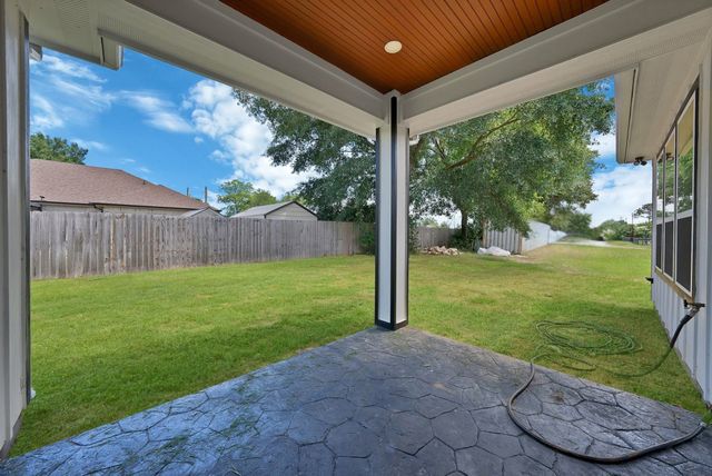 123 Cedar Bend Drive, Trinidad, TX 75163