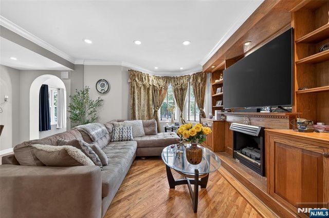 199 Franklin Street, Secaucus, NJ 07094