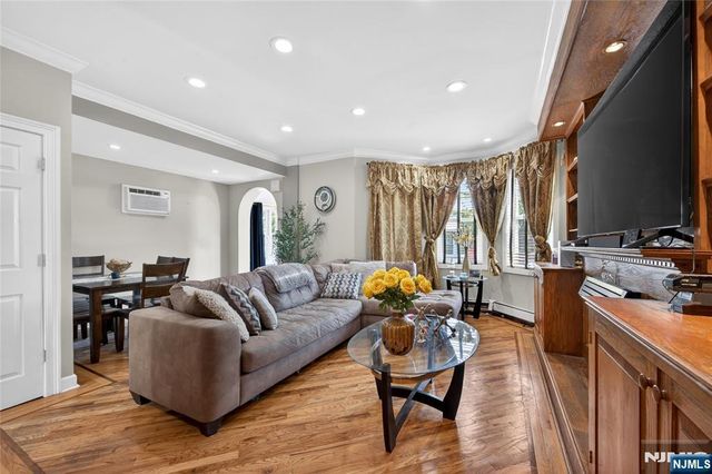 199 Franklin Street, Secaucus, NJ 07094