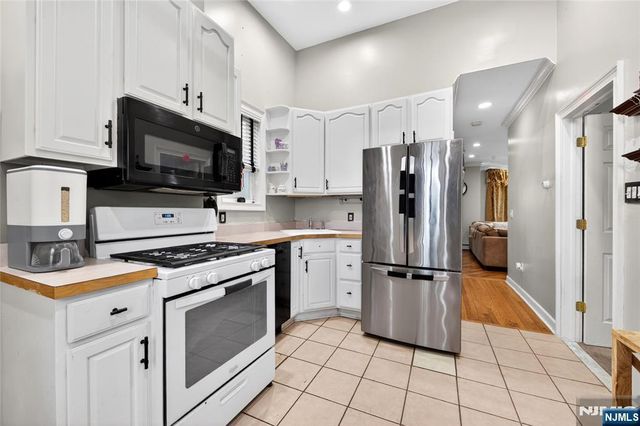 199 Franklin Street, Secaucus, NJ 07094