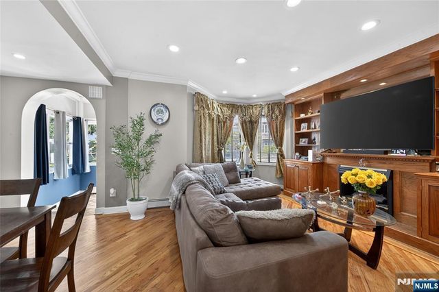 199 Franklin Street, Secaucus, NJ 07094