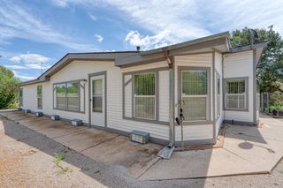 994 MOUNTAIN VALLEY Road, Edgewood, NM 87015