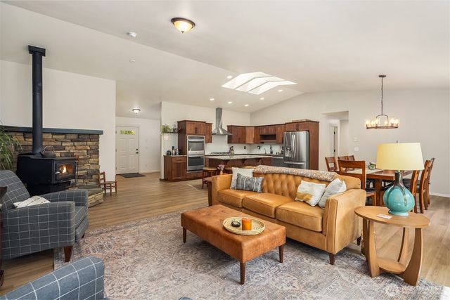 12500 60th Street NE, Lake Stevens, WA 98258
