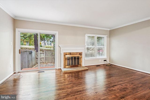 7422 CHUMMLEY CT, Falls Church, VA 22043