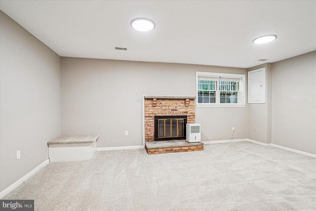 7422 CHUMMLEY CT, Falls Church, VA 22043