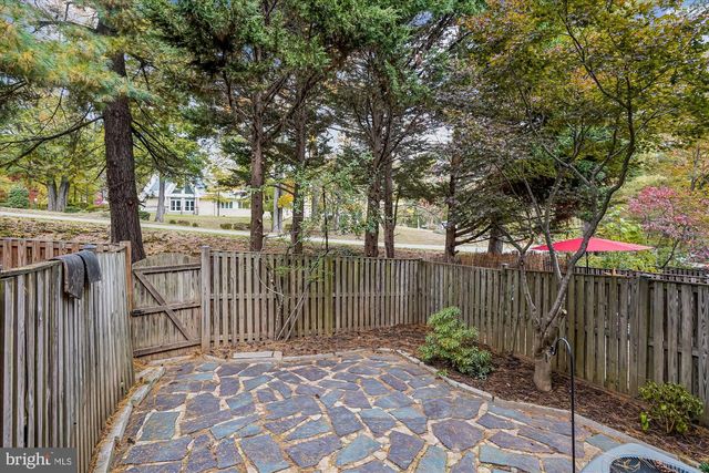 7422 CHUMMLEY CT, Falls Church, VA 22043