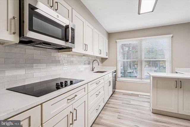 7422 CHUMMLEY CT, Falls Church, VA 22043