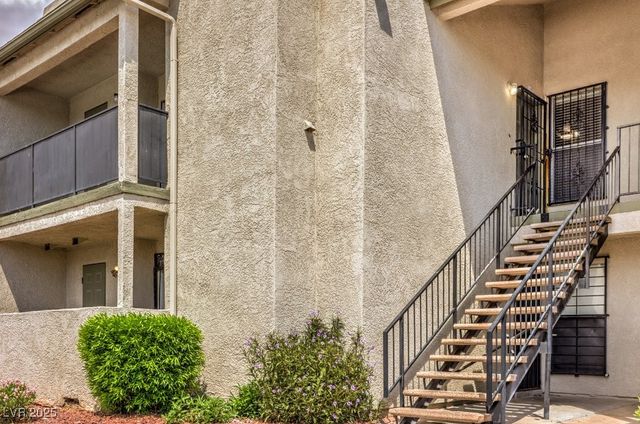 2981 Country Manor Lane 122, Las Vegas, NV 89115