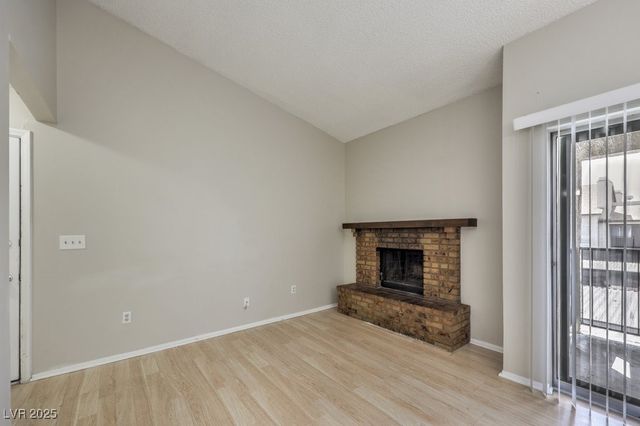 2981 Country Manor Lane 122, Las Vegas, NV 89115