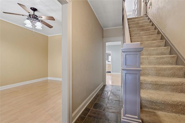 511 Mckinley Ave, East Vandergrift, PA 15629