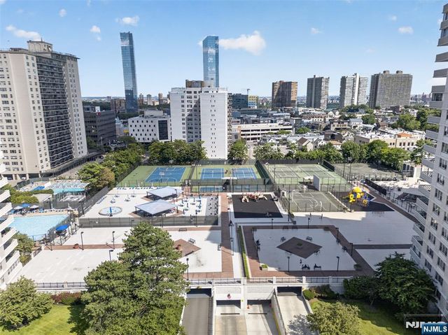 2100 Linwood Avenue 19B, Fort Lee, NJ 07024
