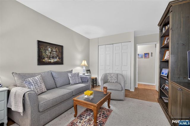2100 Linwood Avenue 19B, Fort Lee, NJ 07024