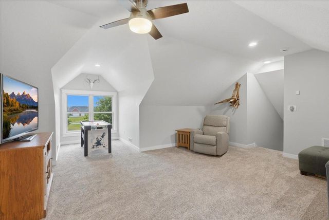 984 152nd Avenue, New Richmond, WI 54017
