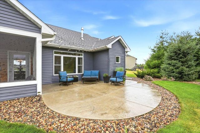 984 152nd Avenue, New Richmond, WI 54017