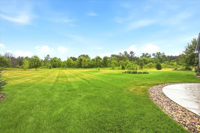 984 152nd Avenue, New Richmond, WI 54017