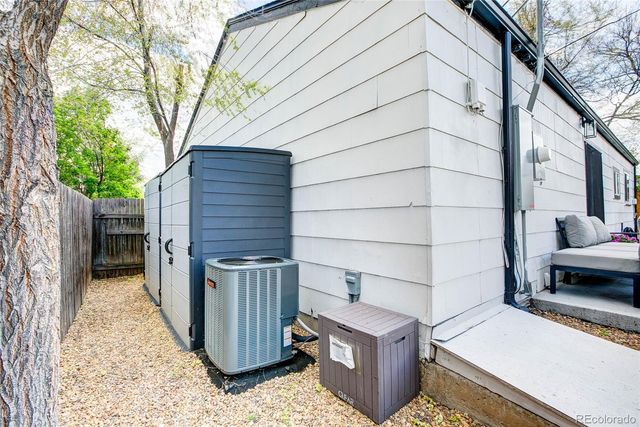 3483 S Glencoe Street, Denver, CO 80222