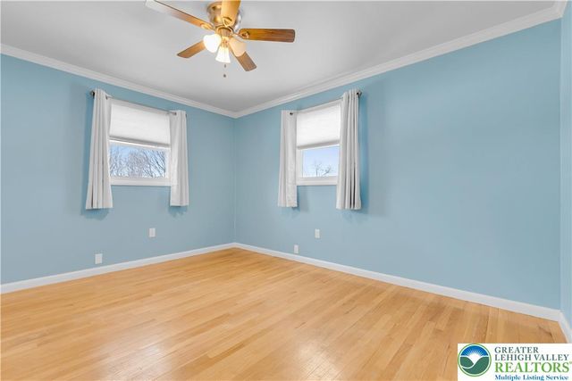 2740 Stonewood Drive, Hanover Twp, PA 18017