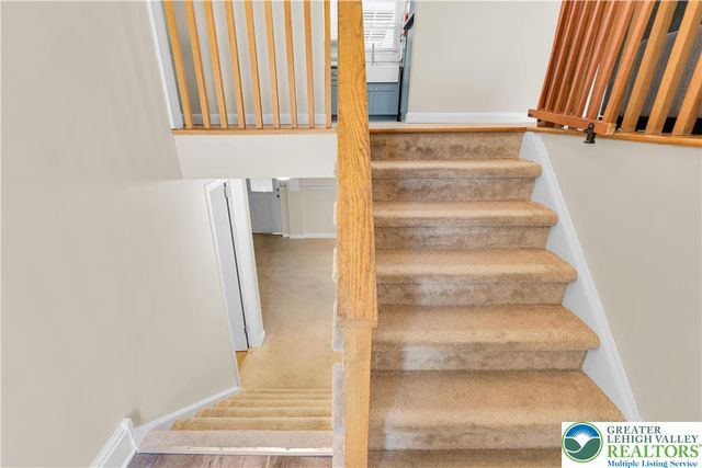 2740 Stonewood Drive, Hanover Twp, PA 18017