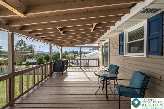 2740 Stonewood Drive, Hanover Twp, PA 18017