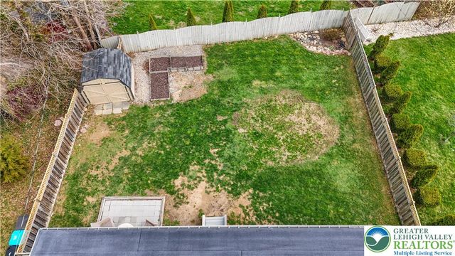 2740 Stonewood Drive, Hanover Twp, PA 18017