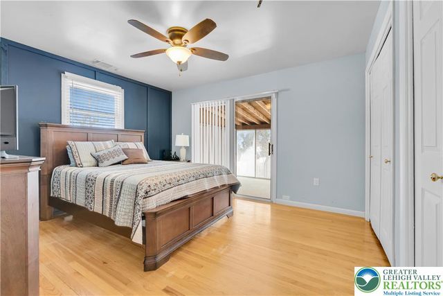 2740 Stonewood Drive, Hanover Twp, PA 18017