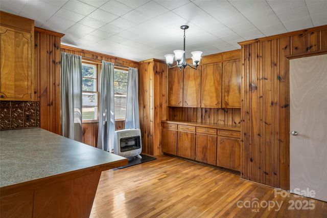 194 Virginia Drive, Marion, NC 28752